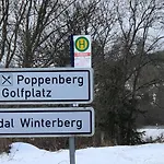 An Der Skipiste 800 Meter Bis Moeppis Huette *