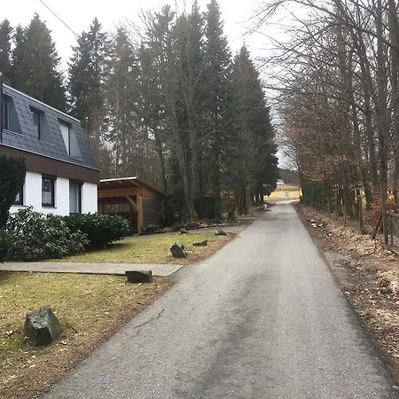 Am Golfplatz 800 Meter Bis Moeppis Huette *