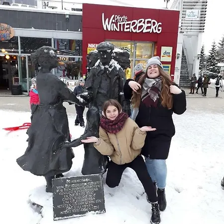 An Der Skipiste 100 Meterbis Moeppis Huette * ווינטרברג