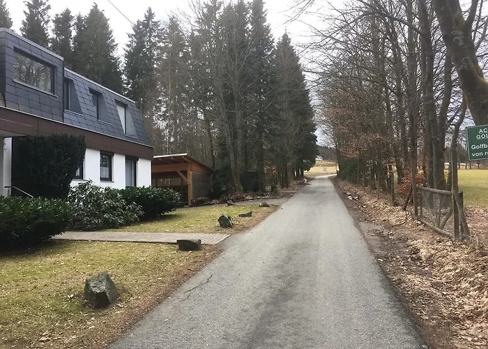 An Der Skipiste 100 Meterbis Moeppis Huette *